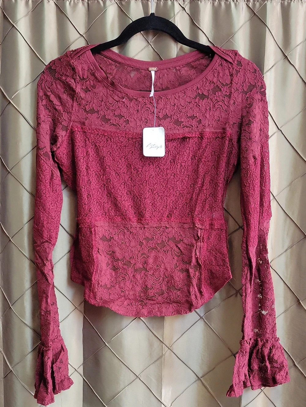 NWT- Free People ‘Lace Layering’ Long Sleeve Pop-Over Top